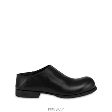 Moschino 26FW ��Ű�� ���� MB10203C0M GA0 000 NERO26FW ��Ű�� ���� MB10203C0M GA0 000 NERO