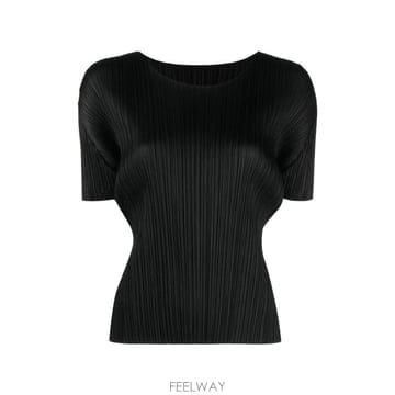 Issey Miyake 26FW �ø����ø��� �μҸ� Ƽ���� PP68JK103 15 BLACK26FW �ø����ø��� �μҸ� Ƽ���� PP68JK103 15 BLACK
