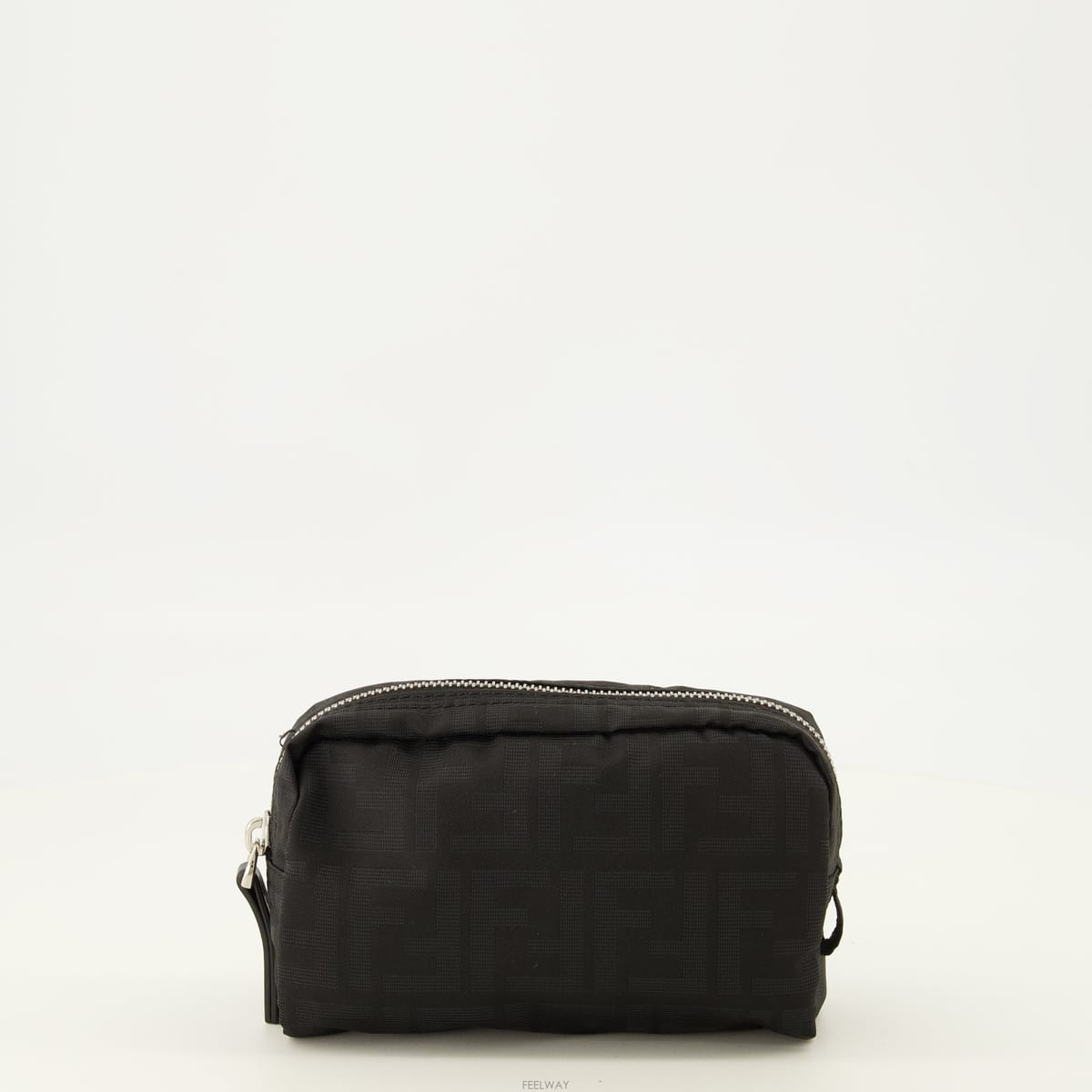 FENDI [A7] ��� 8N0218 Ŭ��ġ�� �Ŀ�ġ �ڵ�� ���� 8N0218 B1J2[A7] ��� 8N0218 Ŭ��ġ�� �Ŀ�ġ �ڵ�� ���� 8N0218 B1