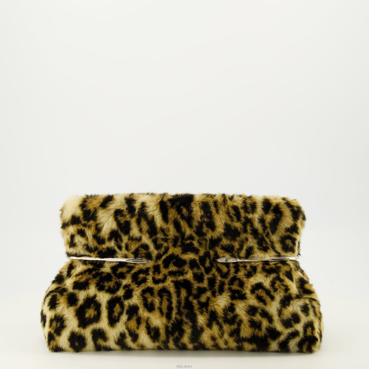 Givenchy [A7] ����� BB5171B2KT Ŭ��ġ�� �Ŀ�ġ �ڵ�� ����[A7] ����� BB5171B2KT Ŭ��ġ�� �Ŀ�ġ �ڵ�� ����