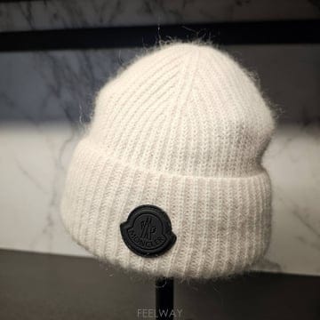 몽클레어 BERRETTO TRICOT 니트 비니 3B00024 M7454 031