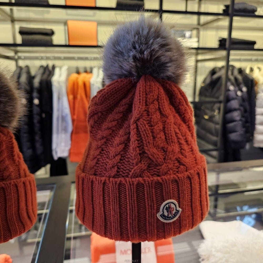 Moncler ��Ŭ���� BERRETTO TRICOT ��Ʈ ��� 3B00063 M1127 338��Ŭ���� BERRETTO TRICOT ��Ʈ ��� 3B00063 M1127 338