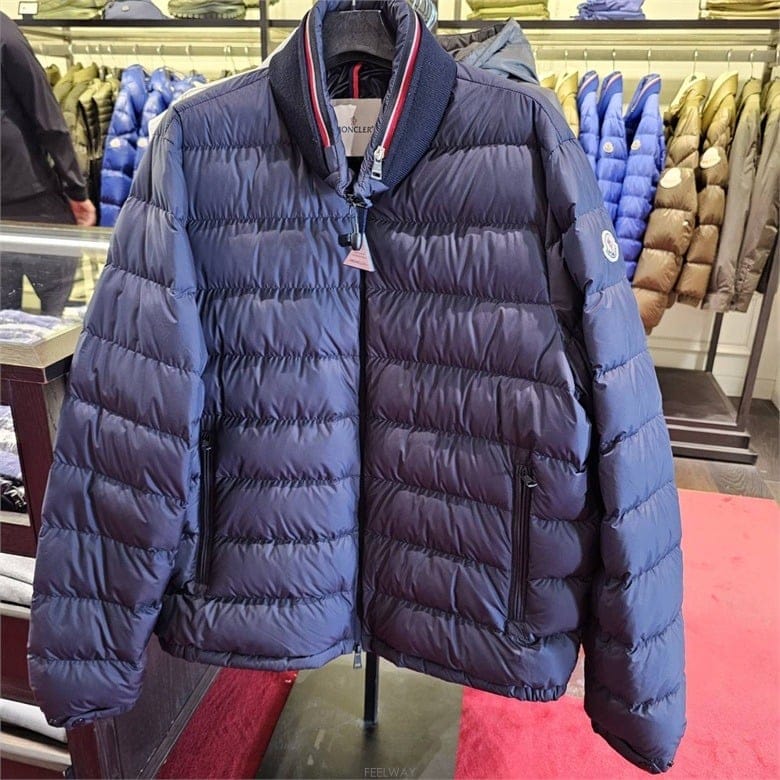 Moncler ��Ŭ���� ���� BRENDANN �ٿ� �е� ���� ���̺� K2091 1A00019 597X2��Ŭ���� ���� BRENDANN �ٿ� �е� ���� ���̺� K2091 1A0