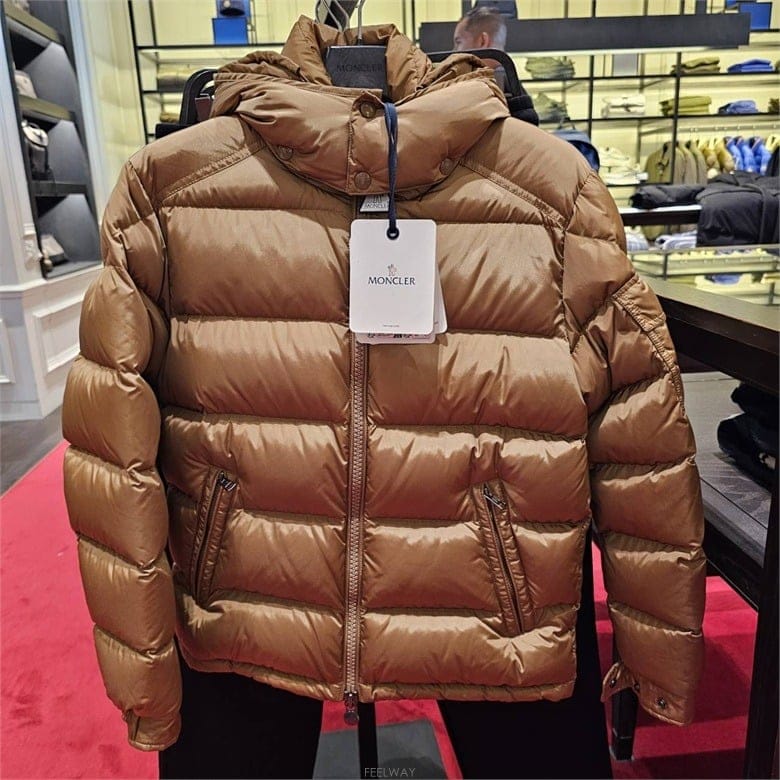 Moncler ��Ŭ���� ���� MAYA �ٿ� �е� ���� ī�� K2091 1A53600 539ZD 226��Ŭ���� ���� MAYA �ٿ� �е� ���� ī�� K2091 1A53600 5