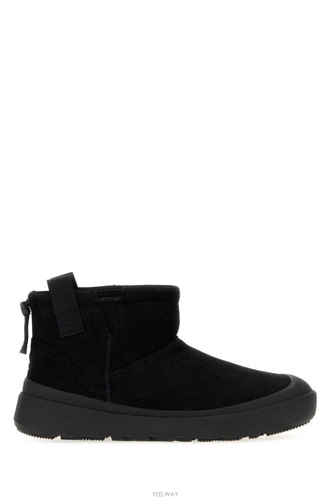 UGG ��� M Ŭ���� �̴� OUTPOST 1179472 BLK B0442503649��� M Ŭ���� �̴� OUTPOST 1179472 BLK B0442503649