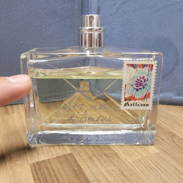 John Galliano �� �����Ƴ� �ȷ��� ���� �ٹ��� �� ������ EDT 80ml ��� (4)�� �����Ƴ� �ȷ��� ���� �ٹ��� �� ������ EDT 80ml ���