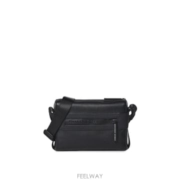 Armani 26FW �Ƹ����� �ͽ�ü���� �ΰ� ũ�ν��ٵ� �� XM003168AF26679MC043 TP58226299826FW �Ƹ����� �ͽ�ü���� �ΰ� ũ�ν��ٵ� �� XM003168AF
