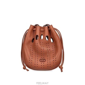 Valentino 26FW �߷�Ƽ�� ��� �Ŀ�ġ 9Y2P0BA3EGL0CR TP57749840326FW �߷�Ƽ�� ��� �Ŀ�ġ 9Y2P0BA3EGL0CR TP577498403