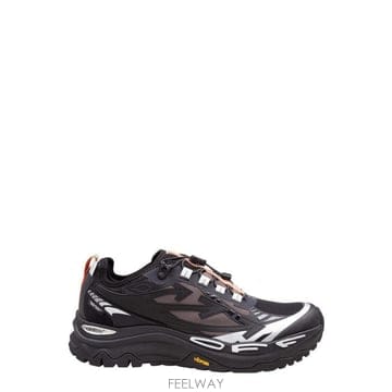 Off White 라운드 토 레이스업 스니커즈 OF05800001 BLACK TP980185821