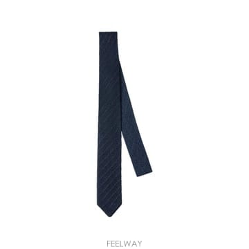 Brunello Cucinelli ���Ϲ�� ���ڷ� ��ġ�ڸ� �ؽ�ó ��ũ ��Ÿ�̴��Ϲ�� ���ڷ� ��ġ�ڸ� �ؽ�ó ��ũ ��Ÿ��