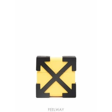 Off White ���Ϲ�� ����ȭ��Ʈ ����ȭ��Ʈ �ַο� ������ ���̽����Ϲ�� ����ȭ��Ʈ ����ȭ��Ʈ �ַο� ������ ���̽�