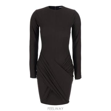 Jacquemus 26FW ��ũ���� ���ǽ� DRW00928AJ00253881 Brown26FW ��ũ���� ���ǽ� DRW00928AJ00253881 Brown