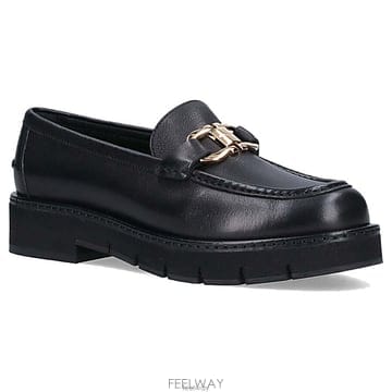 Ferragamo ��󰡸� ���� ��ġ�� ûŰ �� ������󰡸� ���� ��ġ�� ûŰ �� ����