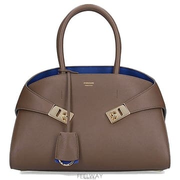 Ferragamo ��󰡸� ���� ��ġ�� ��� ���� ��Ʈ����󰡸� ���� ��ġ�� ��� ���� ��Ʈ��