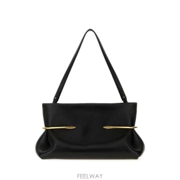 Givenchy 27SS ����� Ŭ��ġ �Ŀ�ġ BB5171B1Y2 001 Black27SS ����� Ŭ��ġ �Ŀ�ġ BB5171B1Y2 001 Black