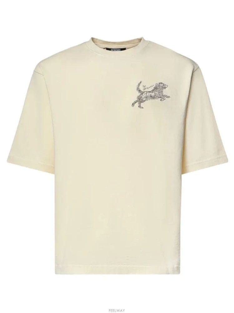 Jacquemus ��ũ���� �ΰ� Ƽ���� 26HTSU00346AJ00226015 B0192313435��ũ���� �ΰ� Ƽ���� 26HTSU00346AJ00226015 B0192313435