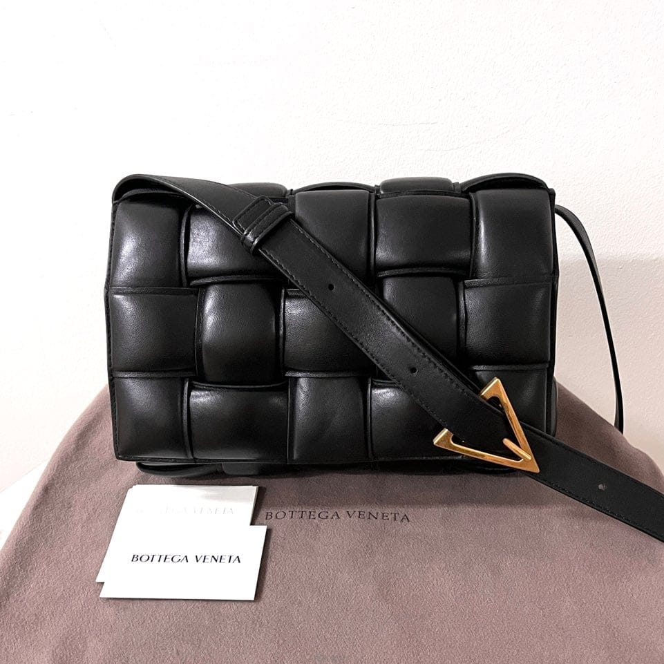 Bottega Veneta ���װ�����Ÿ �е�� �е� ī��Ʈ�� ���� ���� ũ�ν��� ���溸�װ�����Ÿ �е�� �е� ī��Ʈ�� ���� ���� ũ�ν��� 