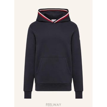 Moncler ��Ŭ���� �ĵ�Ƽ 100325366717000 TP582301835��Ŭ���� �ĵ�Ƽ 100325366717000 TP582301835