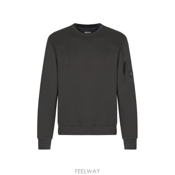 C P  Company 렌즈 디테일 크루넥 스웨트셔츠 21CMSS713A005086W 985 TP980247