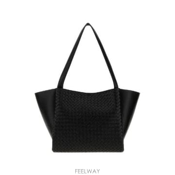 Bottega Veneta �׶�����Ÿ �ؿ� ���װ� ����Ÿ ���� CORSO MEDIUM LEATHER TOTE A006T5V60G0100�׶�����Ÿ �ؿ� ���װ� ����Ÿ ���� CORSO MEDIUM LEATHE