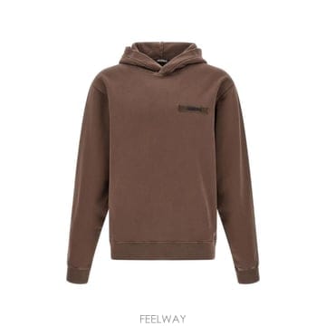 Jacquemus 26 FW ��ũ���� logo patch hoodie HOM00247AJ00126 TP45721352726 FW ��ũ���� logo patch hoodie HOM00247AJ00126 TP457