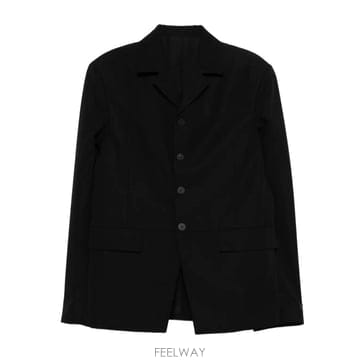 Jacquemus 26 FW ��ũ���� ��ư Į�󸮽� �������� JAM00090AW00637 TP45479255926 FW ��ũ���� ��ư Į�󸮽� �������� JAM00090AW00637 