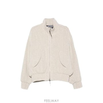 Jacquemus 26 FW ��ũ���� �λ��� ���� ��Ŷ OUM00183AW00860 TP46019085826 FW ��ũ���� �λ��� ���� ��Ŷ OUM00183AW00860 TP4601