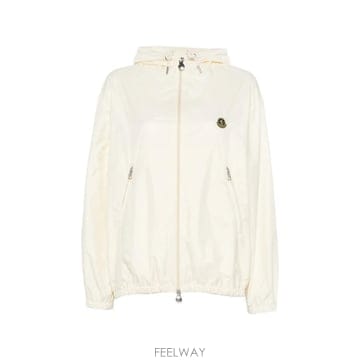 Moncler 26 FW ��Ŭ���� �ĵ� ����극��Ŀ L20931A0025353A5E TP46018657226 FW ��Ŭ���� �ĵ� ����극��Ŀ L20931A0025353A5E TP4