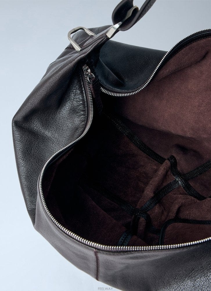 Lemaire 26 F/W ���޸� ���� QUIVER Ŭ�� ��� �� BG0197 LL B011251207026 F/W ���޸� ���� QUIVER Ŭ�� ��� �� BG0197 LL B0112