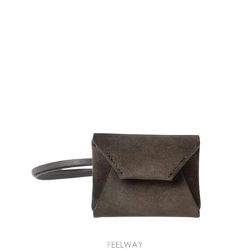 Brunello Cucinelli 26 FW ���ڷ� ��ġ�ڸ� �����̵� ����Ʋ�� Ŭ��ġ MWDLD2740C8849 TP46018197926 FW ���ڷ� ��ġ�ڸ� �����̵� ����Ʋ�� Ŭ��ġ MWDLD