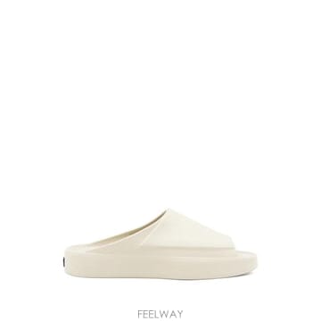 Fear of God 26 FW �Ǿ���갫 �ν� �縮�� �ΰ� ���� �����̵� ���� ESS80A300EVA250 TP45495650626 FW �Ǿ���갫 �ν� �縮�� �ΰ� ���� �����̵� ���� E