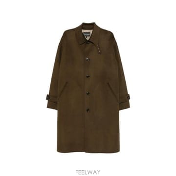 Armani 26 FW �Ƹ����� ��ư �� Į�� �̱� �극��Ƽ�� ��Ʈ EM007274AF18229 TP45819718026 FW �Ƹ����� ��ư �� Į�� �̱� �극��Ƽ�� ��Ʈ EM007