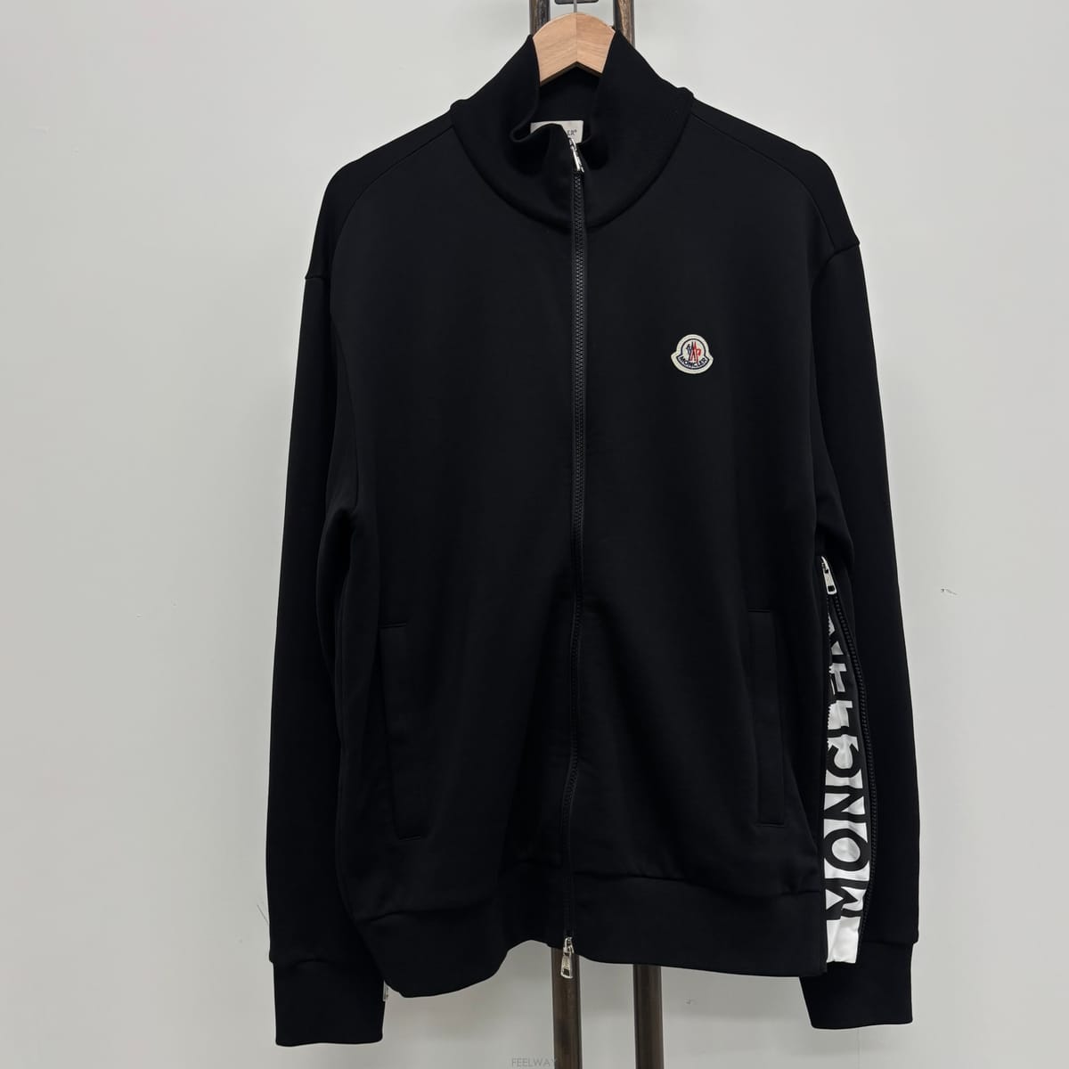 Moncler [L]��Ŭ���� ������ġ ����[L]��Ŭ���� ������ġ ����