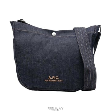 A.P.C. 26FW ����� ���� ���� ũ�ν��� COHIZ M67010 IAI26FW ����� ���� ���� ũ�ν��� COHIZ M67010 IAI