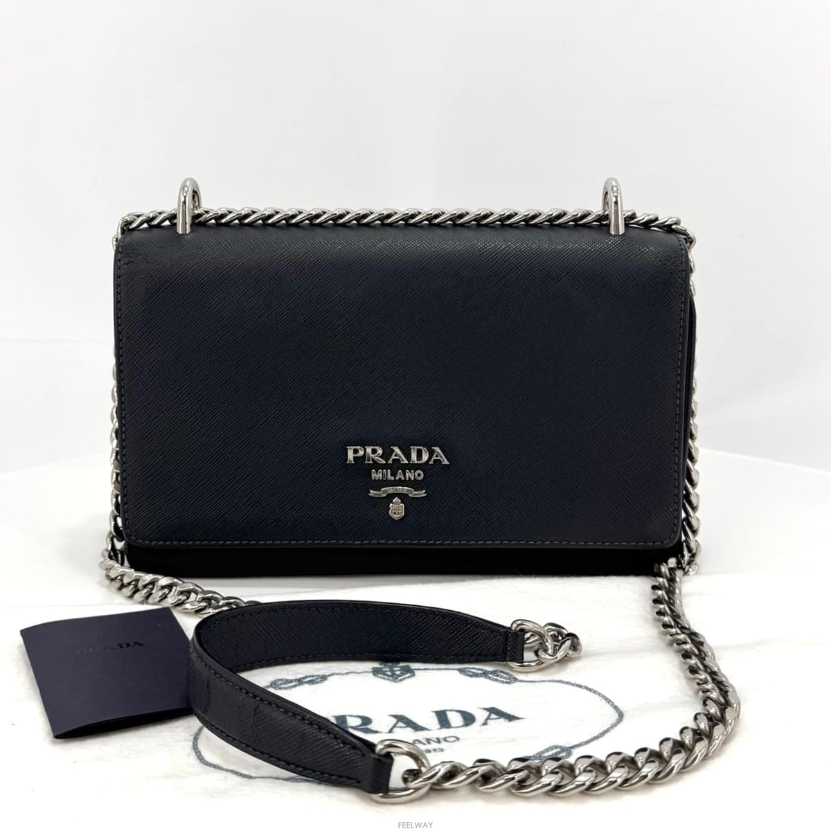 PRADA ����� ���ǾƳ� ���Ϸ� ü�� ����� & ũ�ν��� ��������� ���ǾƳ� ���Ϸ� ü�� ����� & ũ�ν��� ����