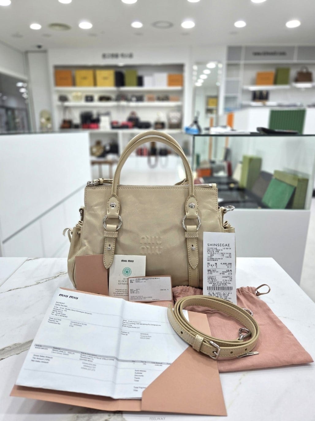 Miu Miu 26 FW �̿�̿� ���̴� ���� �����/��Ʈ�� 5BA33326 FW �̿�̿� ���̴� ���� �����/��Ʈ�� 5BA333