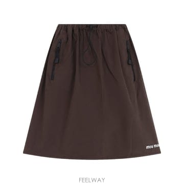 Miu Miu �δ��� MIU MIU �̿�̿� ���� ��ĿƮ�δ��� MIU MIU �̿�̿� ���� ��ĿƮ