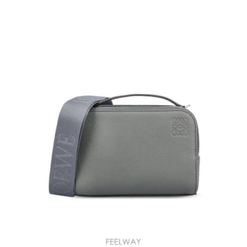 Loewe �δ��� LOEWE �ο��� �׷��� ũ�ν����δ��� LOEWE �ο��� �׷��� ũ�ν���