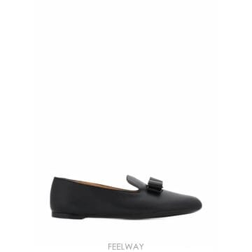 Ferragamo ���Ϲ�� ��󰡸� �ٶ� ���� ���۴��Ϲ�� ��󰡸� �ٶ� ���� ����
