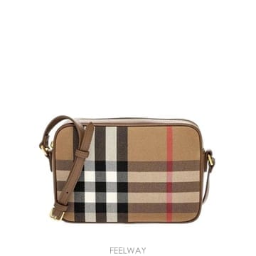 Burberry ���Ϲ�� ������ üũ ī�޶� ũ�ν� ����Ϲ�� ������ üũ ī�޶� ũ�ν� ��
