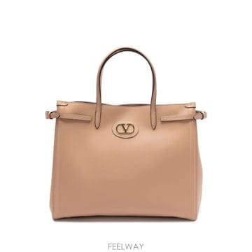 Valentino ���Ϲ�� �߷�Ƽ�� ����ٴ� ���� ��Ʈ ����Ϲ�� �߷�Ƽ�� ����ٴ� ���� ��Ʈ ��