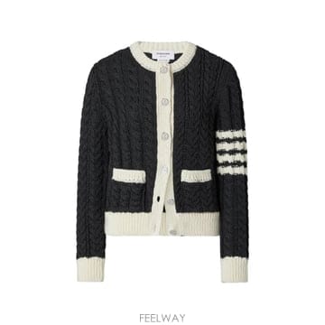 Thom Browne ���Ϲ�� ����� �޸��� �� 4 �� �ƶ� ���̺� ����Ǵ��Ϲ�� ����� �޸��� �� 4 �� �ƶ� ���̺� �����