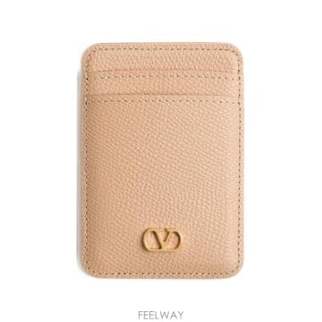 Valentino ���Ϲ�� �߷�Ƽ�� ����ٴ� ���̷ΰ� �ñ״�ó �׷��̴� ī����Ų ���׳�ƽ ī��Ȧ�����Ϲ�� �߷�Ƽ�� ����ٴ� ���̷ΰ� �ñ״�ó �׷��̴� 
