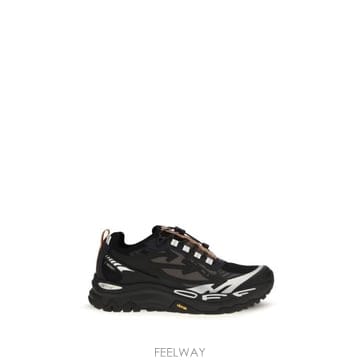 Off White 26FW ����ȭ��Ʈ ����Ŀ�� OF05800001 BLK BLACK26FW ����ȭ��Ʈ ����Ŀ�� OF05800001 BLK BLACK