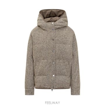 25FW 브루넬로 쿠치넬리 플렉트 버진 울 실크 쉐브론 후드 다운 자켓 MG5307729 C6286 MARR