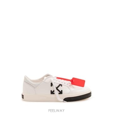 Off White 26FW ����ȭ��Ʈ ����Ŀ�� M293C9L002 0110 WHITE BLACK26FW ����ȭ��Ʈ ����Ŀ�� M293C9L002 0110 WHITE BLACK