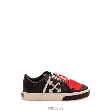 Off White 26FW ����ȭ��Ʈ ����Ŀ�� M293C9L002 1001 BLACK WHITE26FW ����ȭ��Ʈ ����Ŀ�� M293C9L002 1001 BLACK WHITE