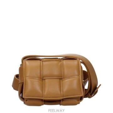 Bottega Veneta 26SS ���װ�����Ÿ ĵ�� �е� ī��Ʈ�� 716648VCQR1259326SS ���װ�����Ÿ ĵ�� �е� ī��Ʈ�� 716648VCQR12593