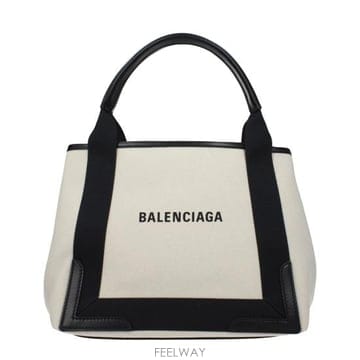 Balenciaga 26SS �߷��þư� NAVY ���� ī�ٽ��� 3399332HH3N926026SS �߷��þư� NAVY ���� ī�ٽ��� 3399332HH3N9260