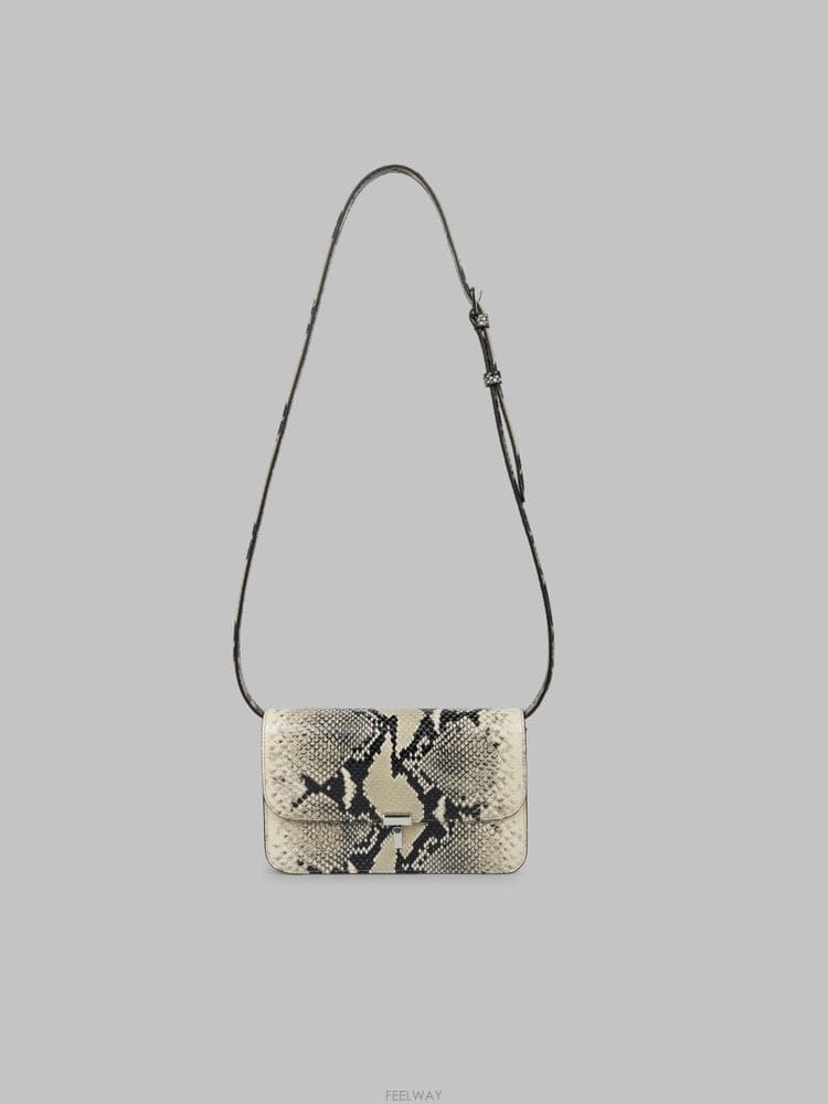Toteme 26 F/W ���� �Ŀ�ġ TLOCK 264WAL0140LE0244_3 B004232238126 F/W ���� �Ŀ�ġ TLOCK 264WAL0140LE0244_3 B004232238